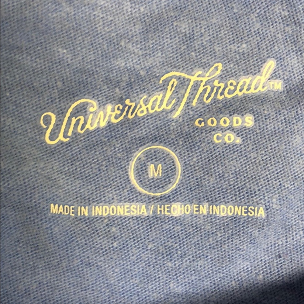 NWT Universal Thread Meriwether Crew Top - Picture 2 of 4